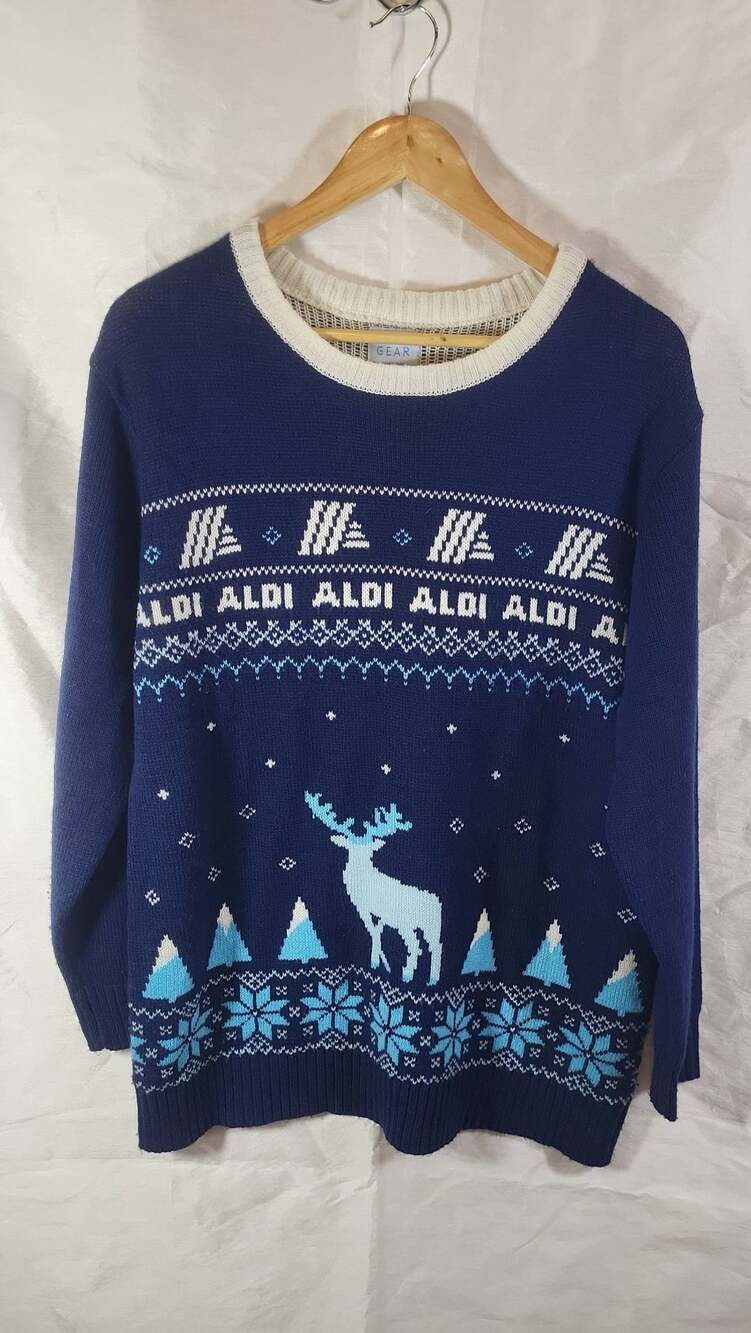 Aldi Gear Navy Blue Holiday Reindeer Fair Isle Ugly Christmas Sweater Size Large